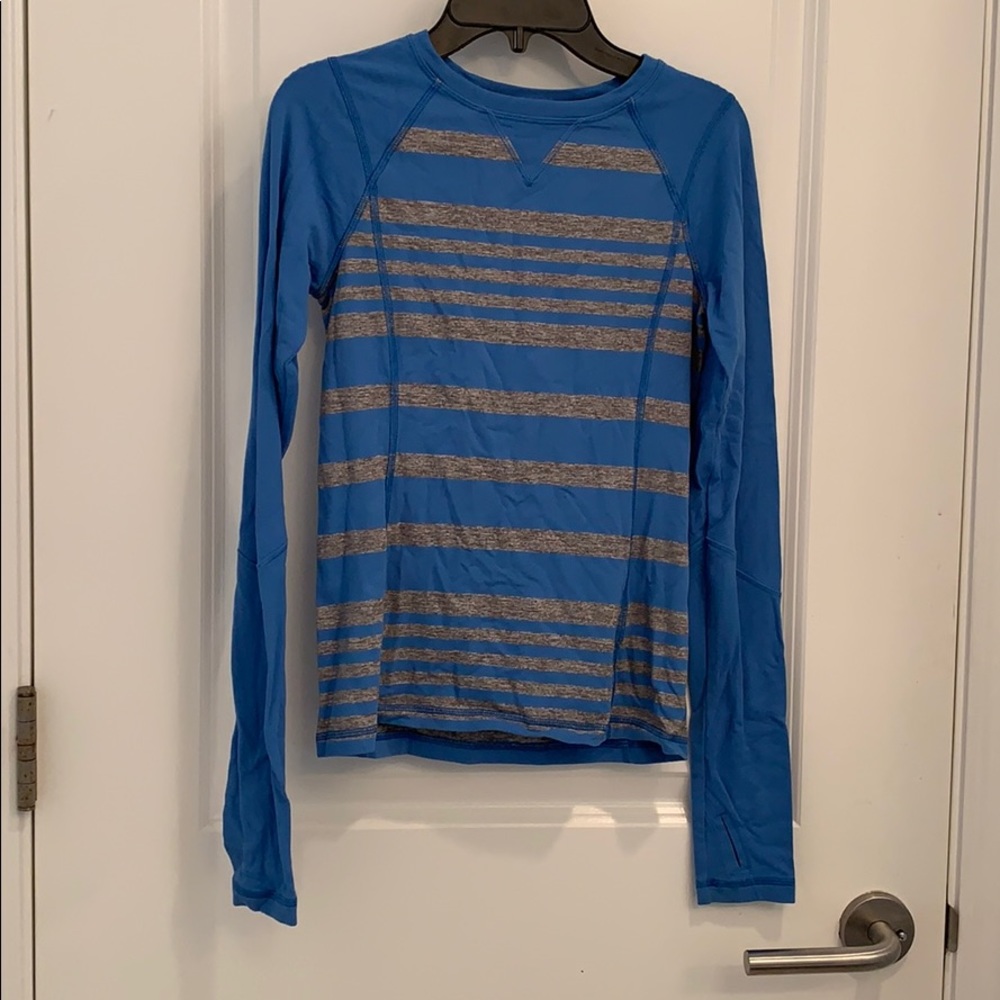 Ivivva work out long sleeve